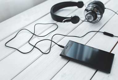 半场2:0！曼城领先西汉姆，赢球就登顶，哈兰德英超103球追平C罗