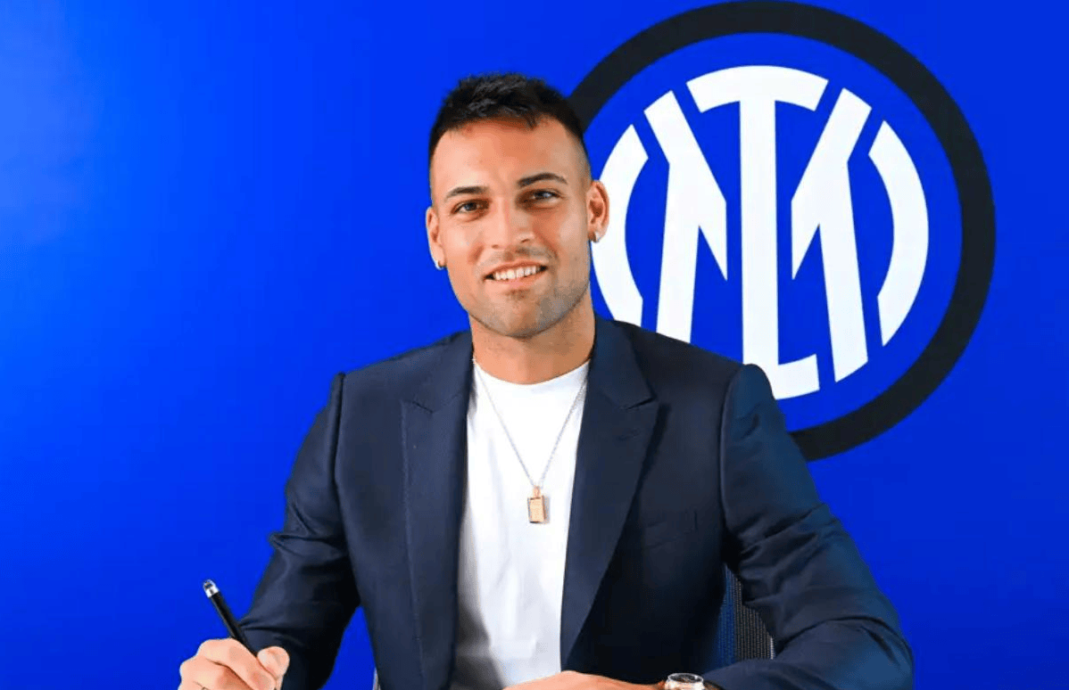 魔鬼赛程来袭，国米面临艰难抉择：是搏联赛冠军，还是豪赌欧冠？